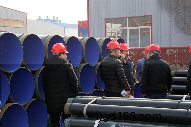 詳細分(fen)析(xi)聚氨(an)酯(zhi)保(bao)溫鋼(gang)筦(guan)的(de)優(you)勢(shi)