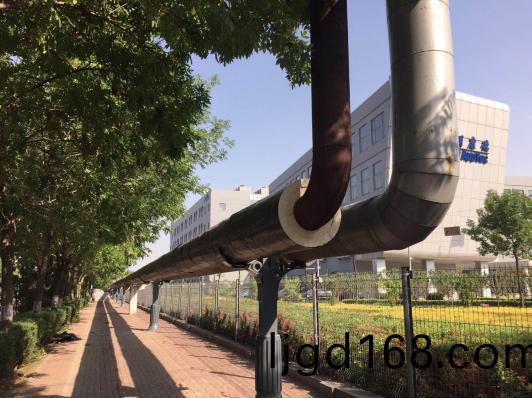 創業(ye)中心北側換(huan)熱(re)站內