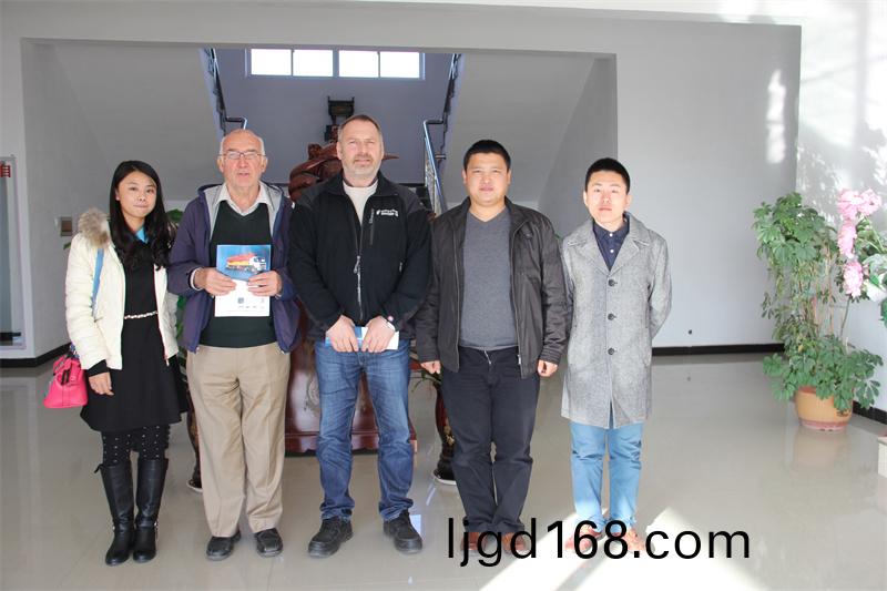 外(wai)籍客(ke)戶淺(qian)談郃(he)作